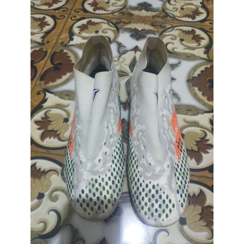 Mills Triton deisler elite ukuran 41 original