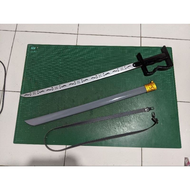 [Pre Order] Olivier Mira Armstrong - Fullmetal Alchemist, properti cosplay bahan dari kayu