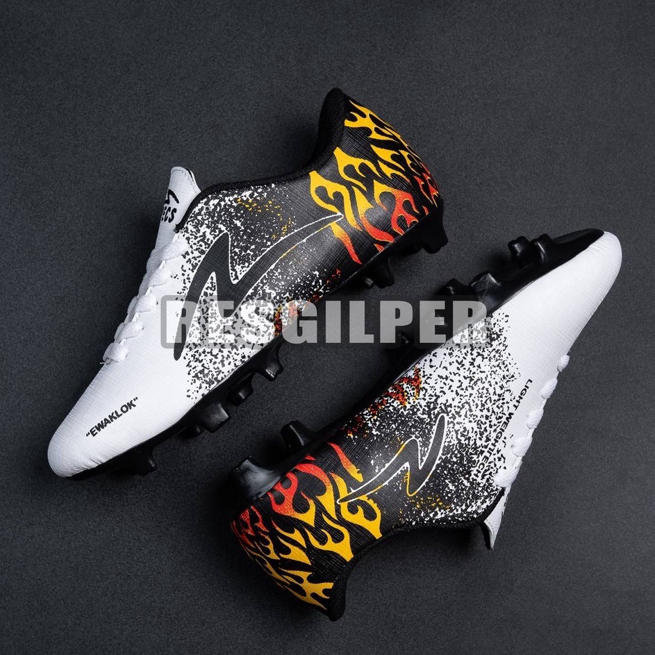 Penjualan Sekarang  Sepatu Bola Anak SD SMP SPECS Ukuran 33 34 35 36 37 38