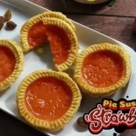 

PIE SUSU 21 strawberry BOX ISI 9PCS