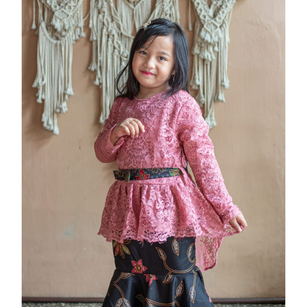 super cantik  setelan kebaya anak umur 5 samapai 11 tahun warna navy Kebaya Brukat Anak dan Rok Duyu