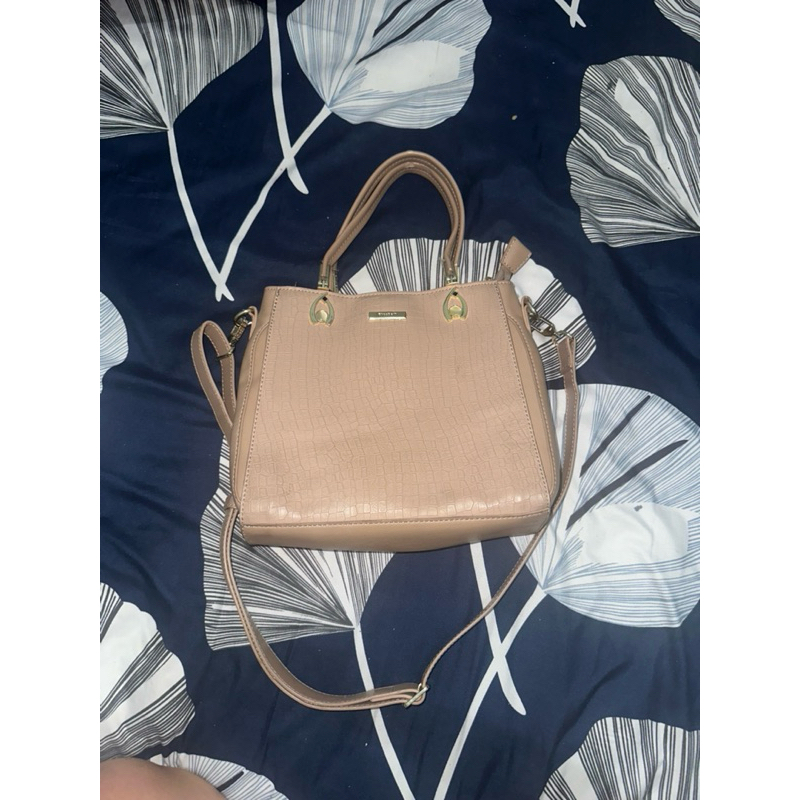 PRELOVED TAS ELIZABETH