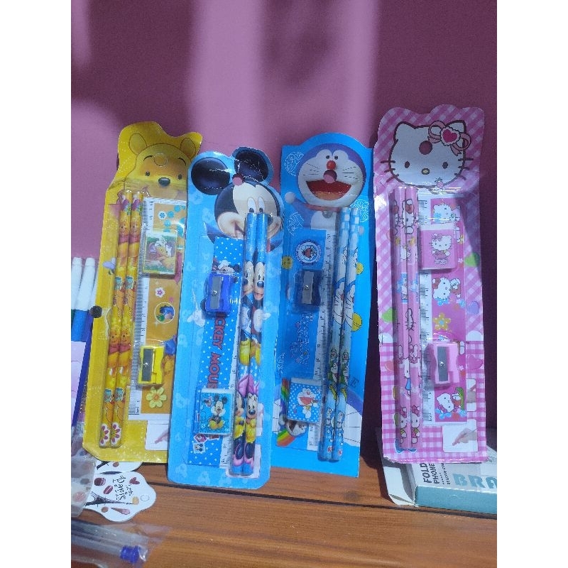 

pensil set 5 in 1 set alat tulis pensil karakter lucu