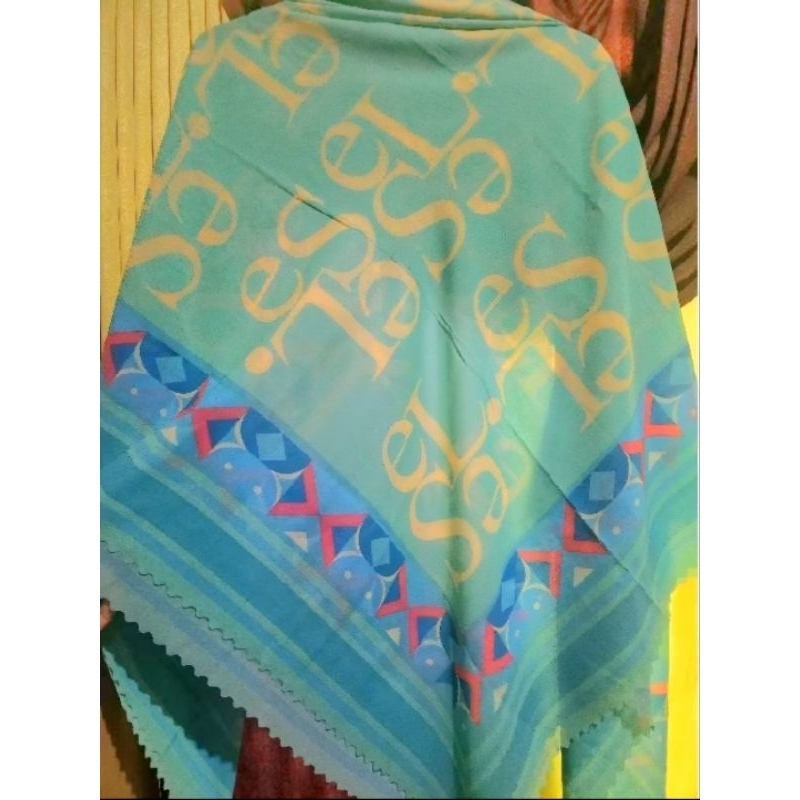 lina sukijo(eL.eS) scarf preloved like new original