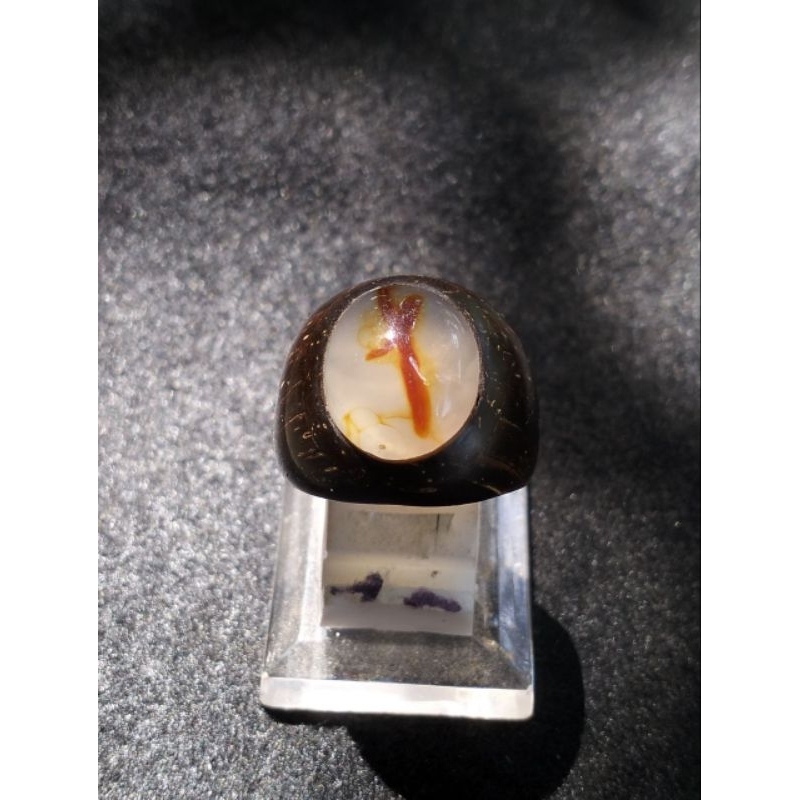 Batu akik motif keris