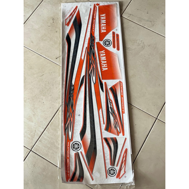 STIKER. STRIPING BODY YAMAHA 125Z DAN 125ZR WARNA ORANGE (KODE 125ZR ORANGE)