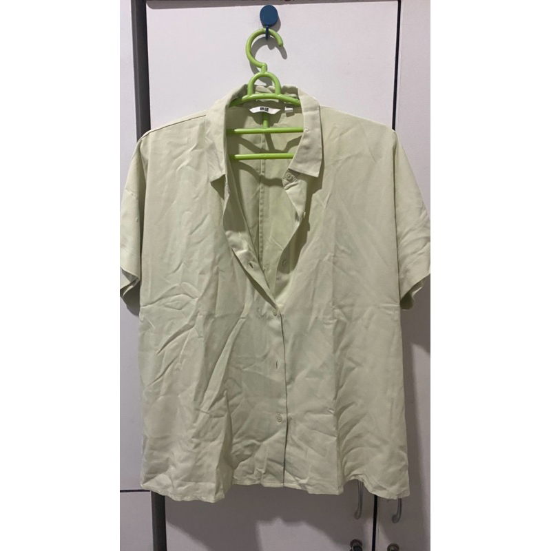 PRELOVED )) Boxy Shirt Uniqlo