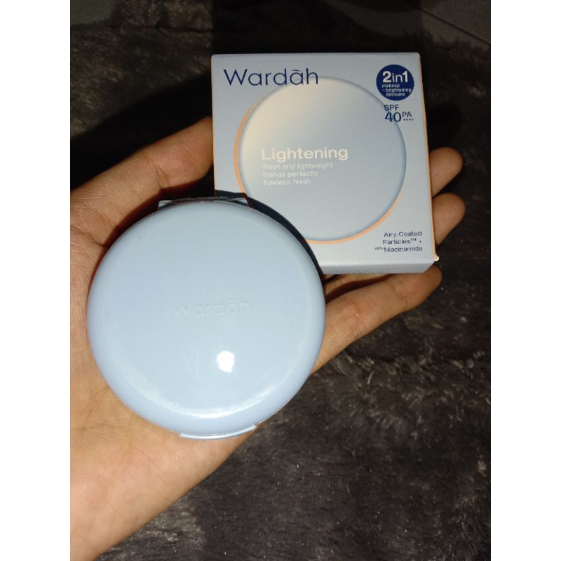 Wardah refil bedak padat