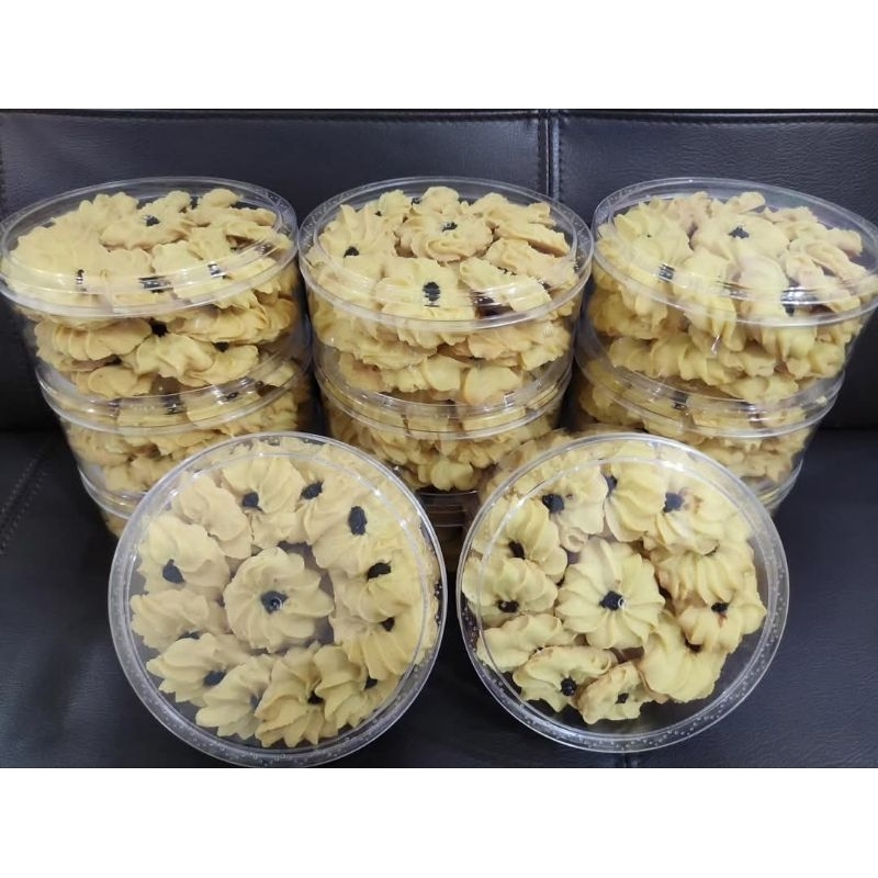 

Kue kering Sunflower untuk Natal, Lebaran, Imlek, hari raya, dll