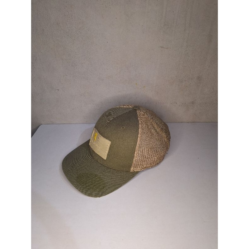 Topi Trucker Browning