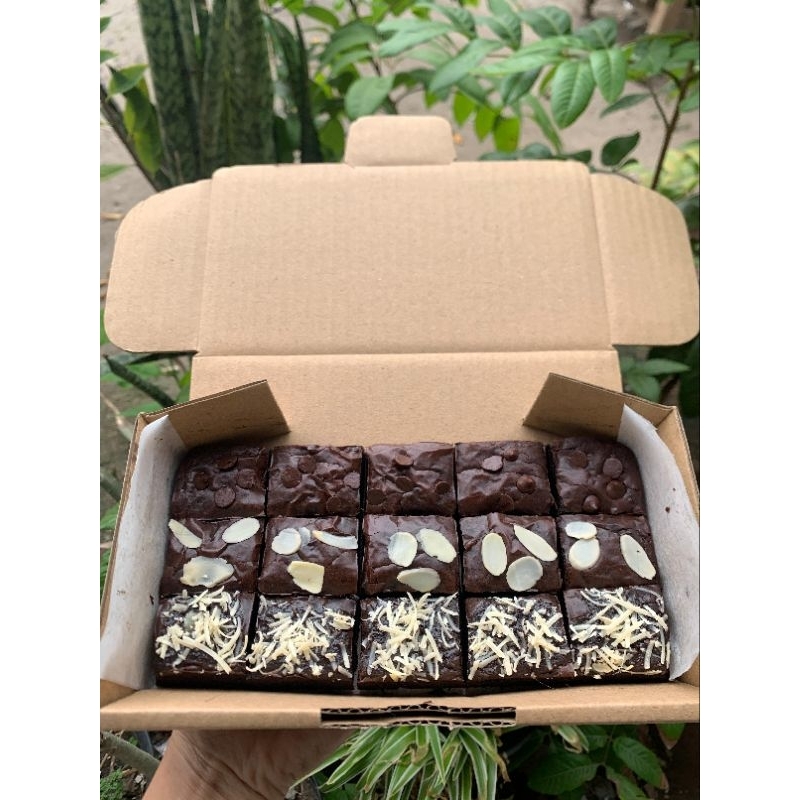 

Fudgy brownies panggang 20*10