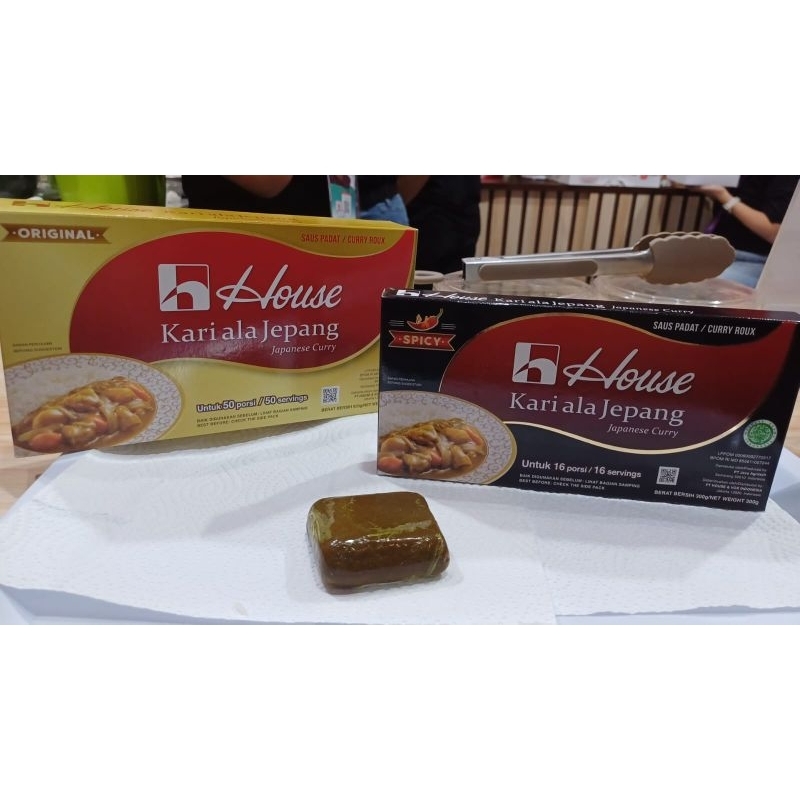 

Curry House Kari ala Jepang 50 porsi halal / bumbu blocks serba guna 16 porsi original spicy blocks balok