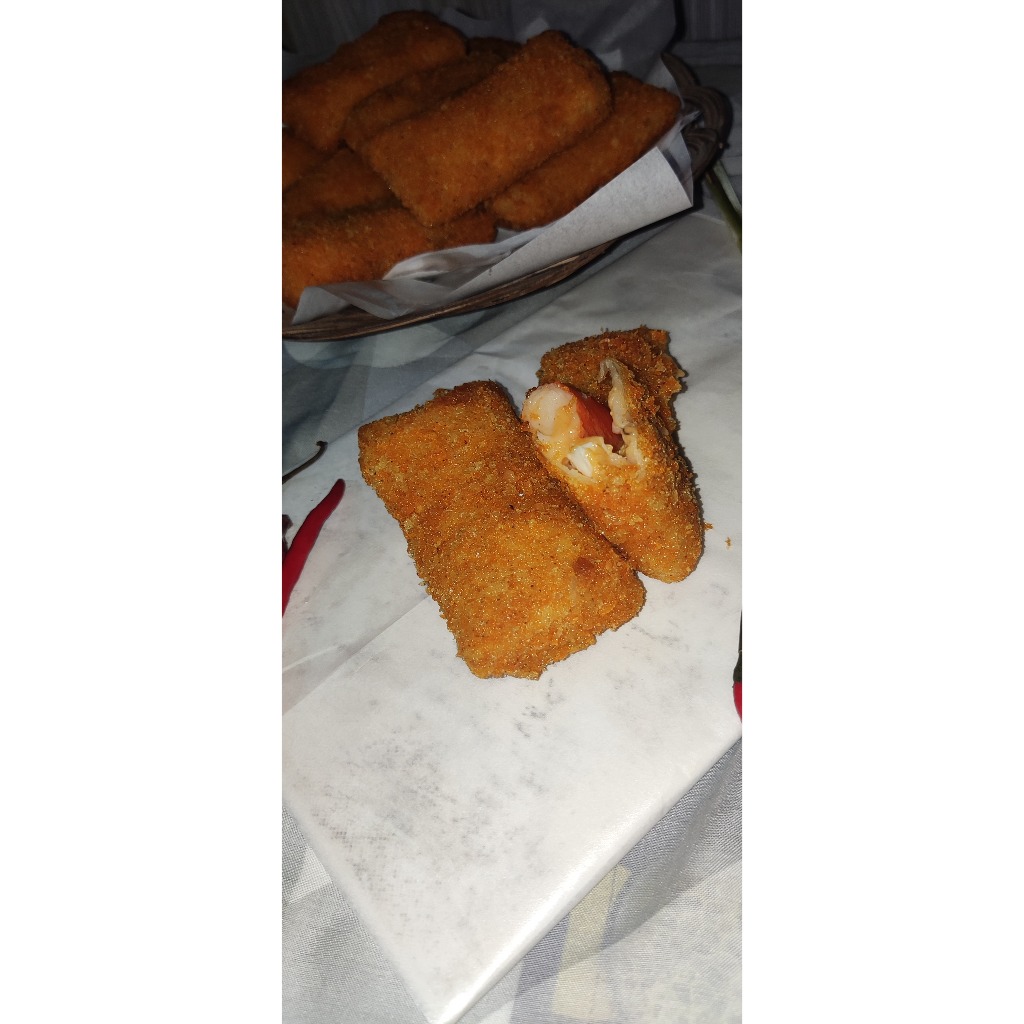 

RISOL MAYO INDO PEDAS ISI 6 PCS