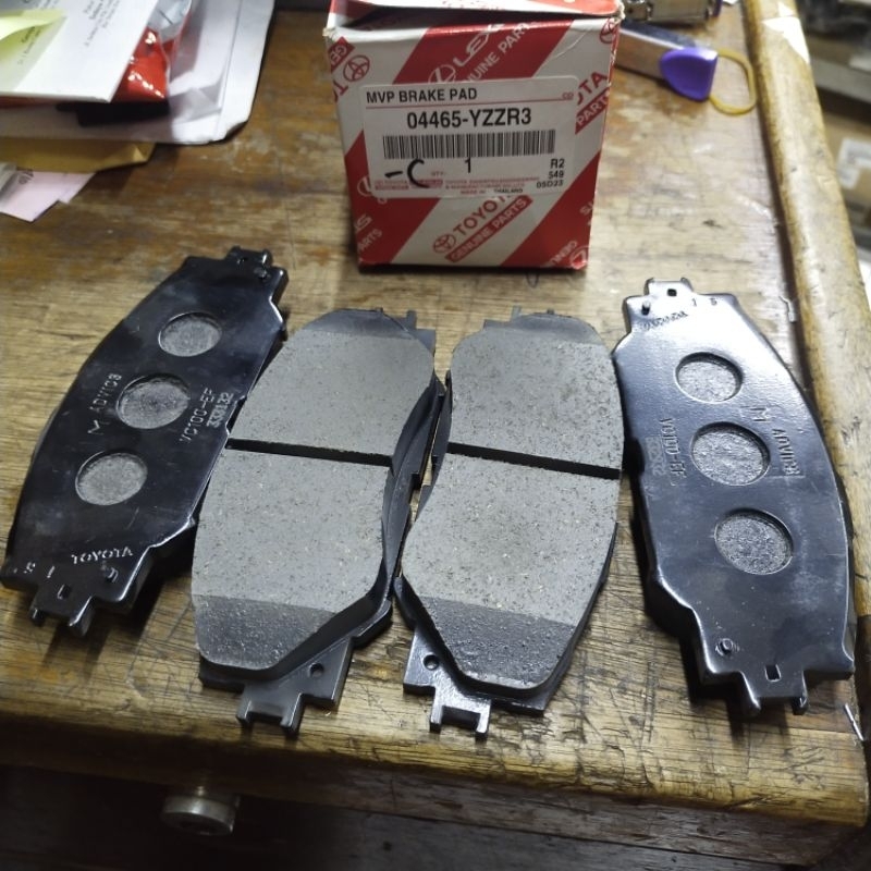 Kampas Rem Depan New Altis Sienta 04465-YZZR3 asli