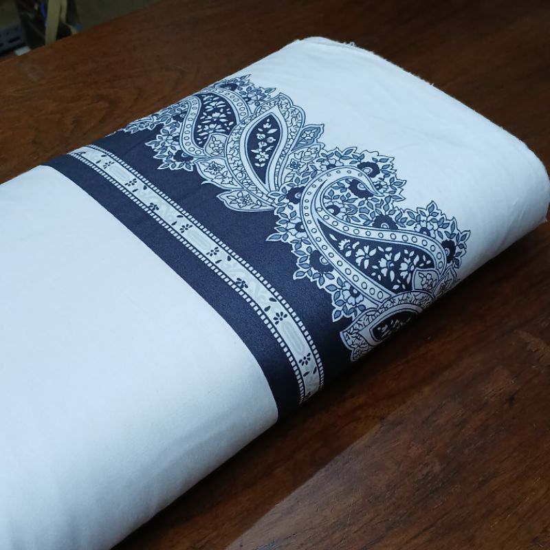 Selang Kain Motif Bunga Putih Hitam