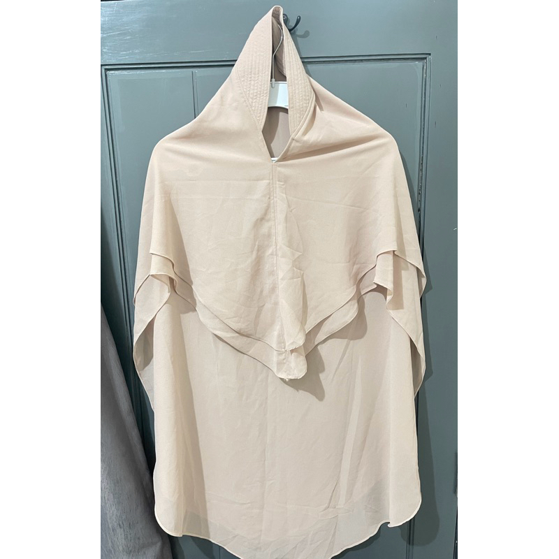 HIJAB SYAR’I ELEGAN MEWAH PRELOVED