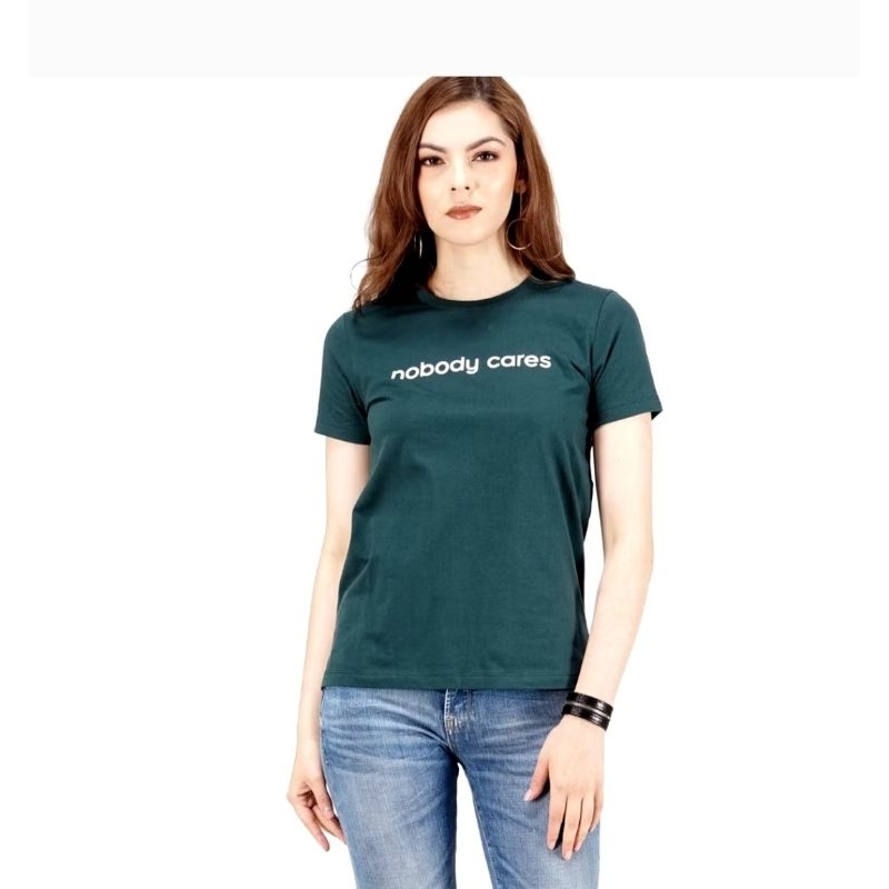 Kaos Wanita Logo Jeans