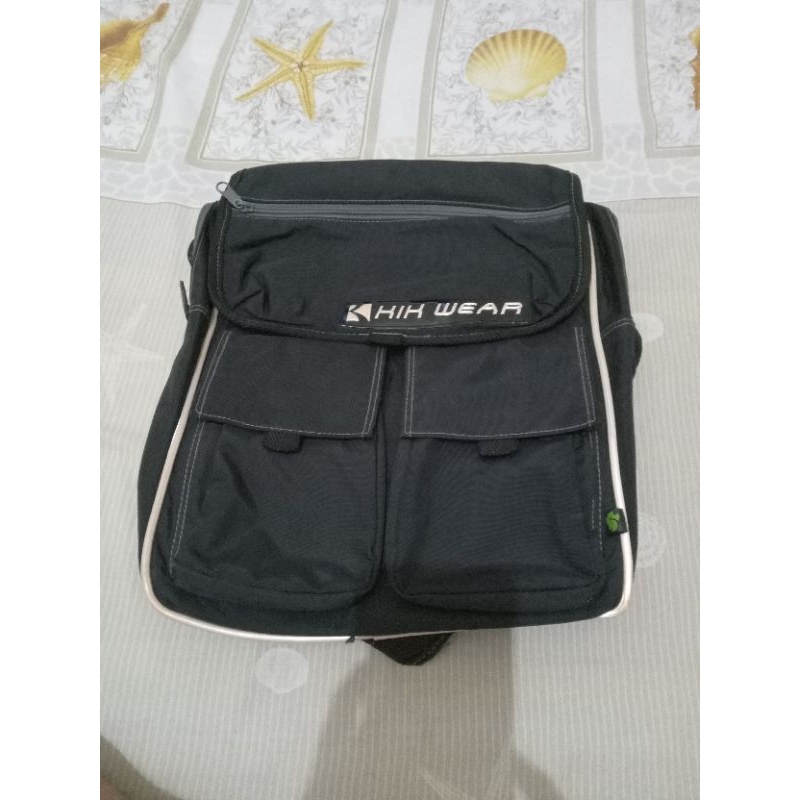 Tas selempang sling bag vintage Kikwear original USA