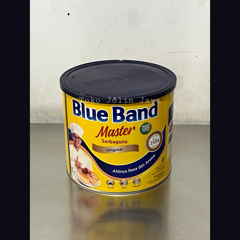 

2kg margarin Blue Band Master kaleng