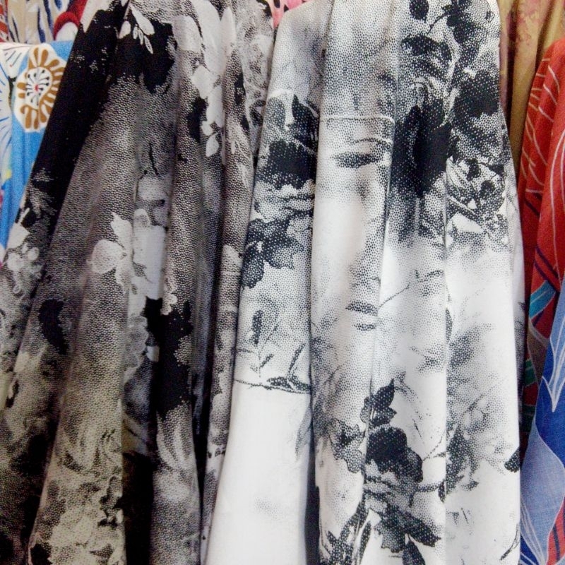 kain motif Silky premium // kain Silky motif bunga - kain Silky glossy - pdt