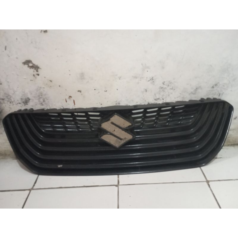 Grill bemper Suzuki Ertiga dreza