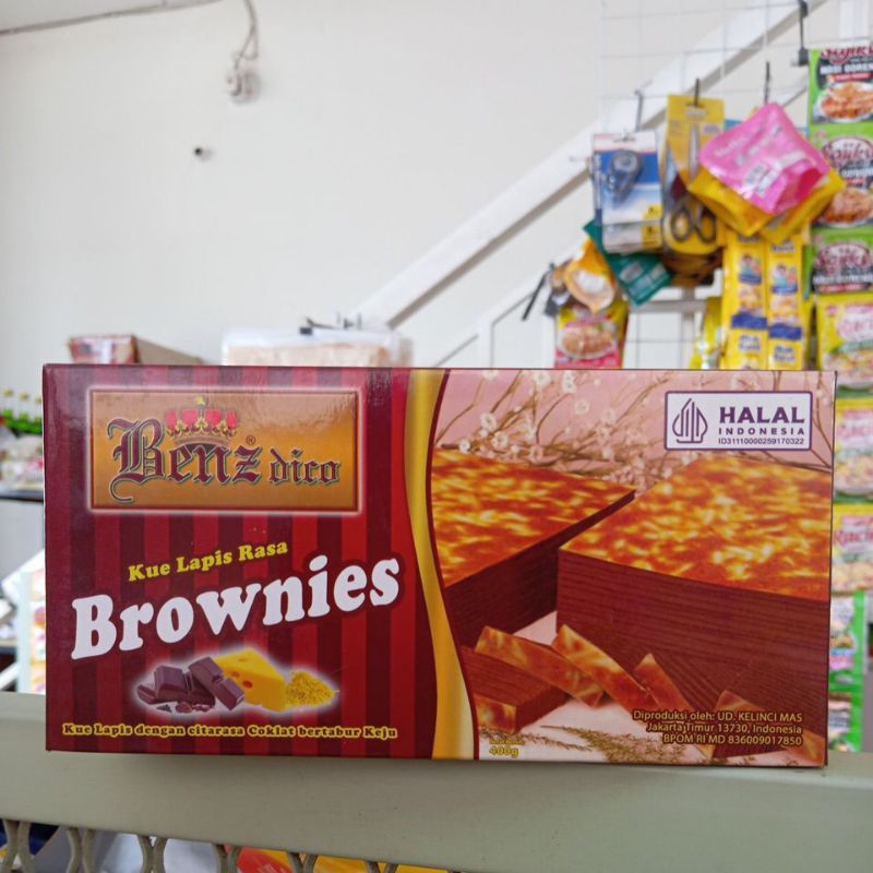 

Benz Dico Kue Lapis Rasa Brownise Coklat Taburan Keju 400 Gram