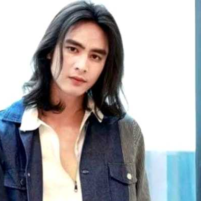 Wig gondrong wig curly pria tanpa poni