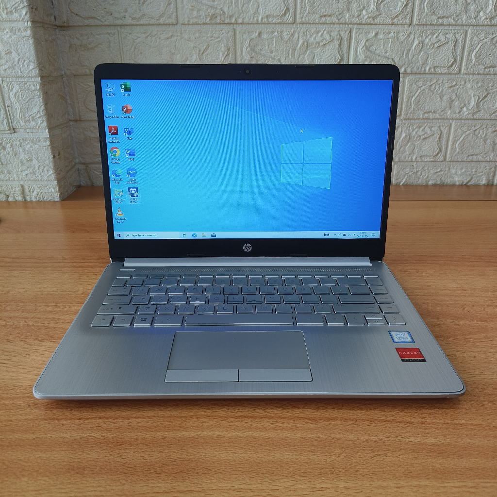 Laptop HP 14 Core i3 Gen 7 RAM 8GB SSD 256GB Murah Siap Pakai