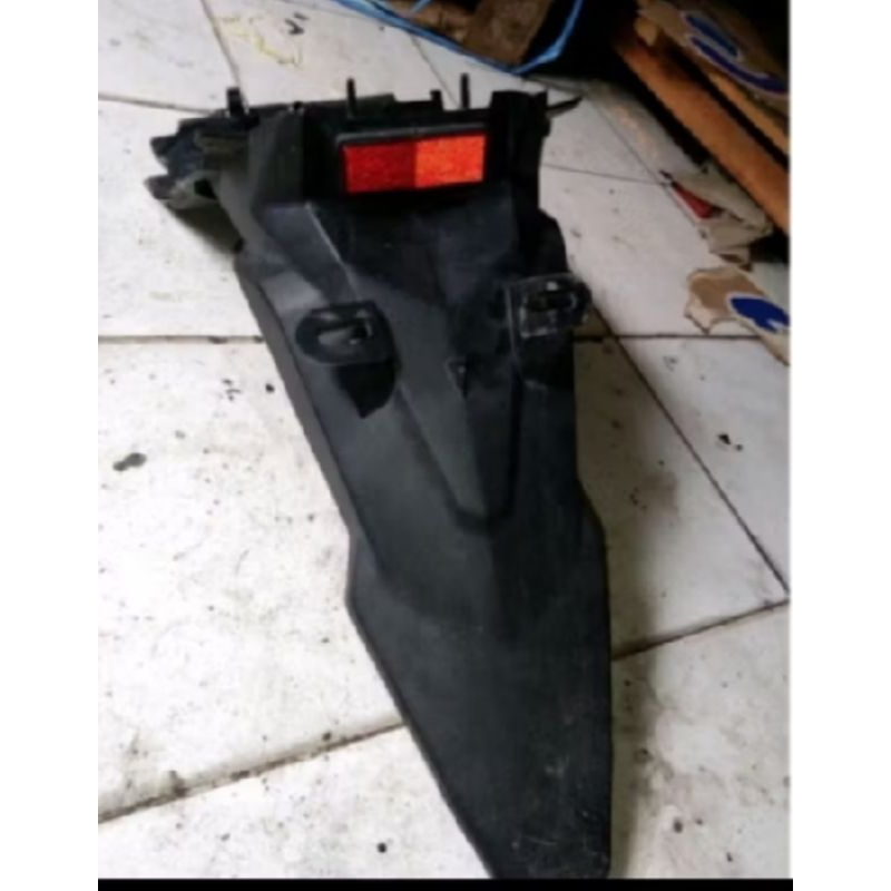 spakbor/slebor belakang mio m3 kode 2PH seken original