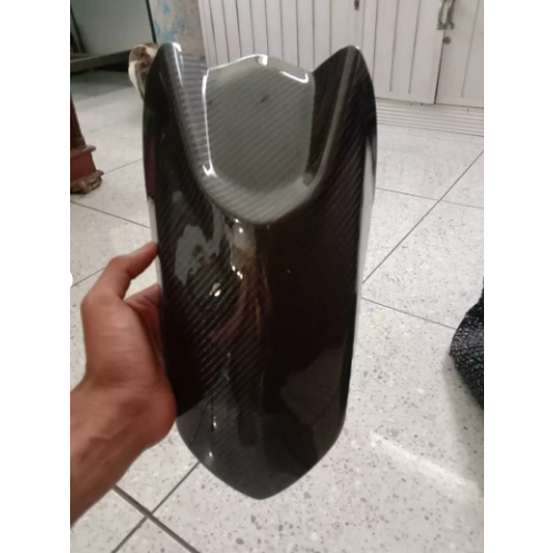 Spakbor Depan Aerox 155 Old & All New Aerox Connected Carbon Kevlar