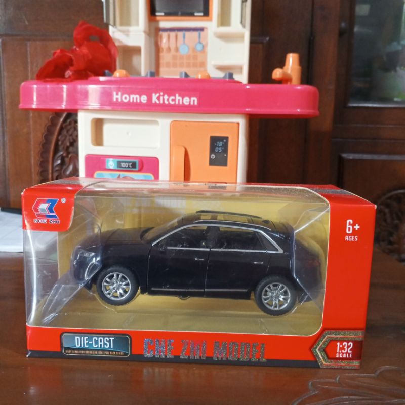 Mainan Diecast Mobil Audy Q8 Skala 1:32 Warna Hitam
