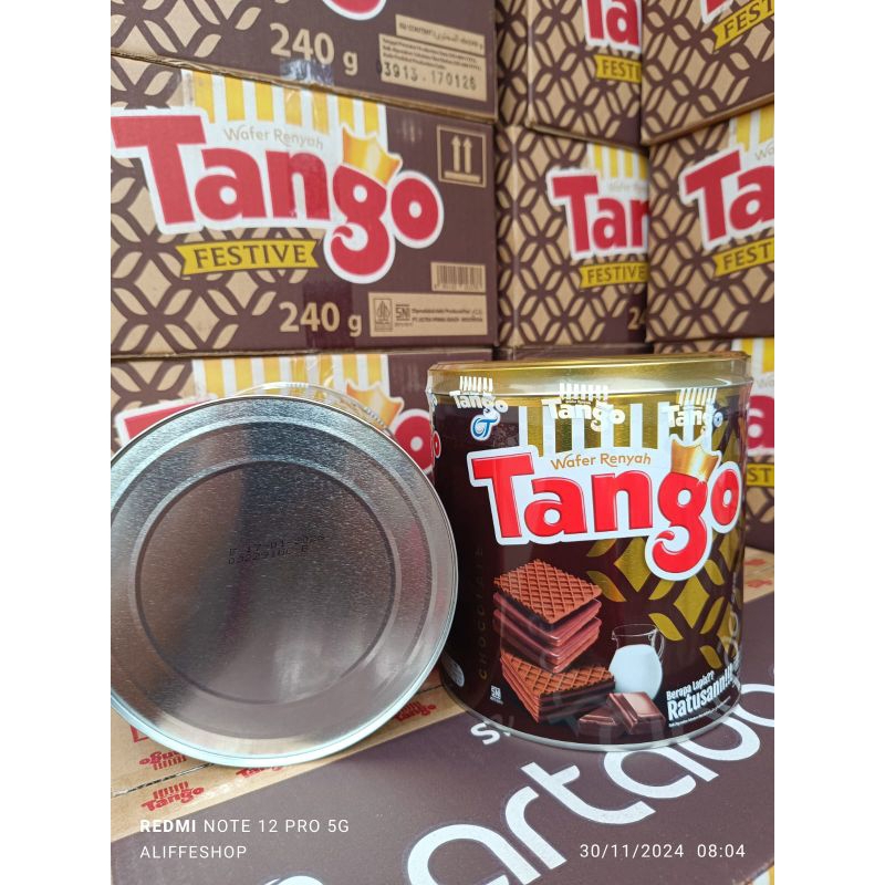 

1 dus isi 6 kaleng tango wafer chocolate 240 gram