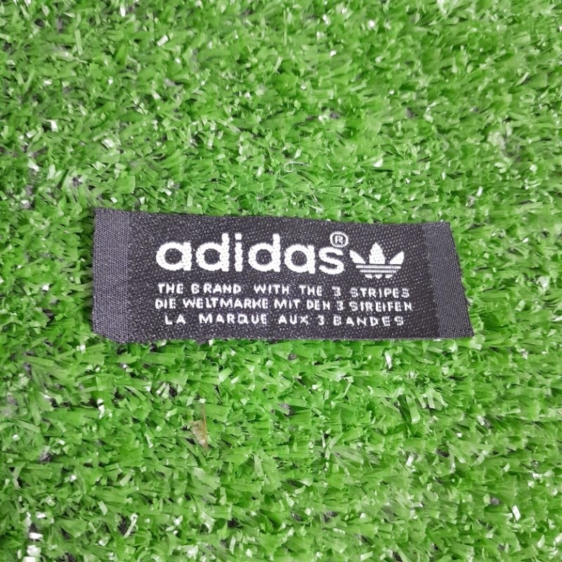 

Adidas woven label