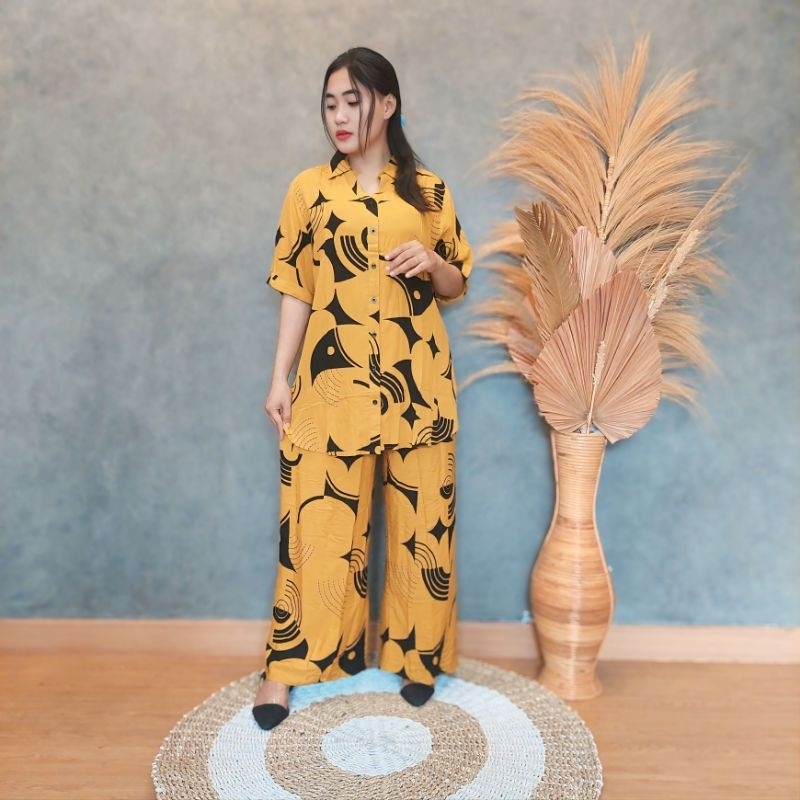 Kartika Batik Setelan Lengan Pendek 6681 Kerah Kemeja Set Rayon Premium