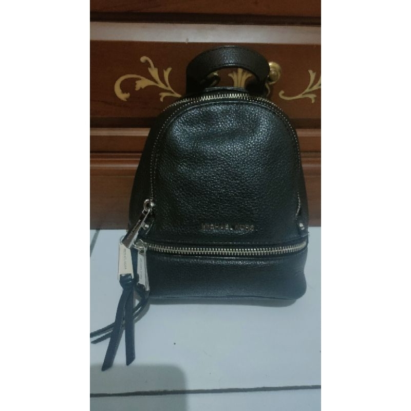 michael kors  Rhea mini backpack