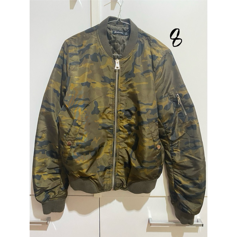 Jaket bomber stradivarius