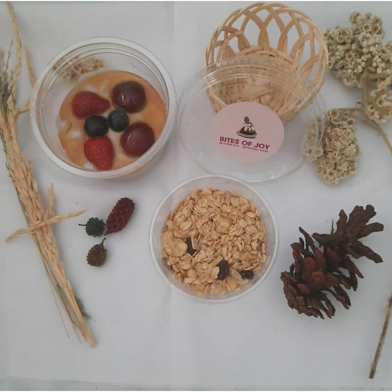 Granola Honey Yogurt