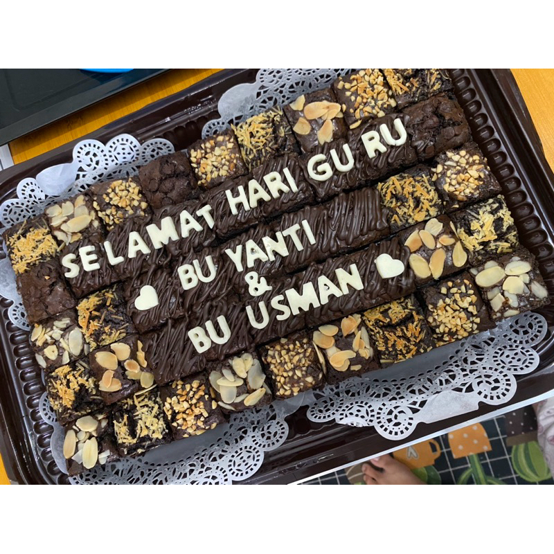 

Brownies Ulang Tahun / Brownies Panggang / Brownies Jumbo