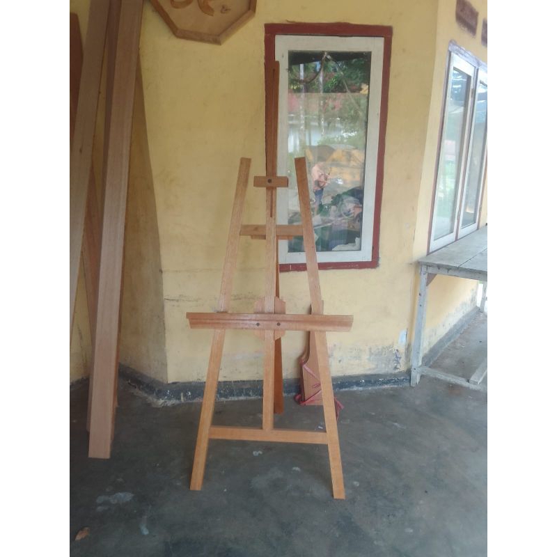 

easel lukis ukuran besar