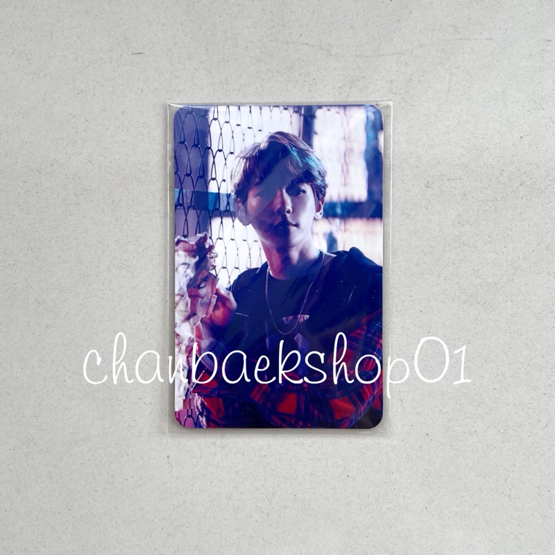 BAEKHYUN PHOTOCARD COMING OVER