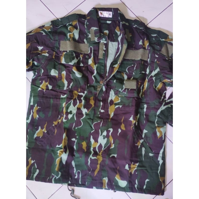 Jaket Loreng Brimob jatah pembagian