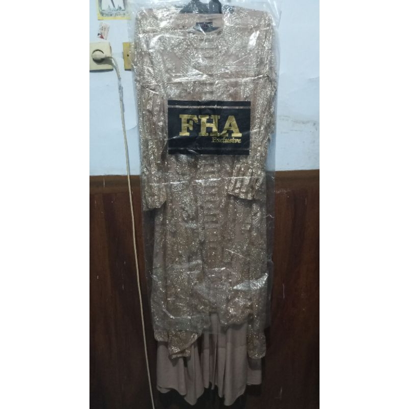 FHA Gamis Renda Emas