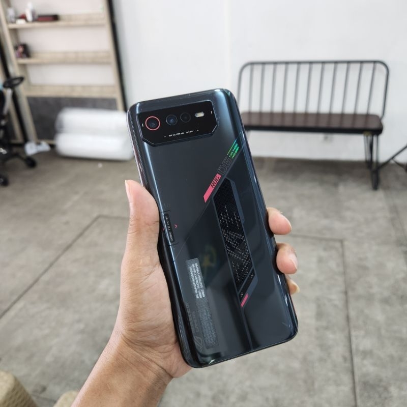 asus rog phone 6 ram 8/256 gb second baca deskripsi