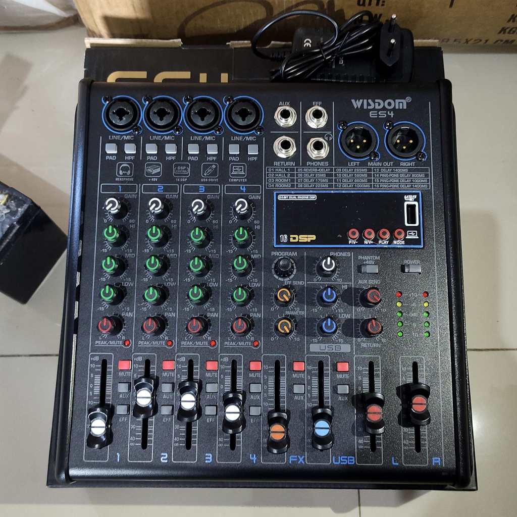 Mixer Audio 4ch Wisdom ES4 Original Wisdom ES4 ( Efek DSP )