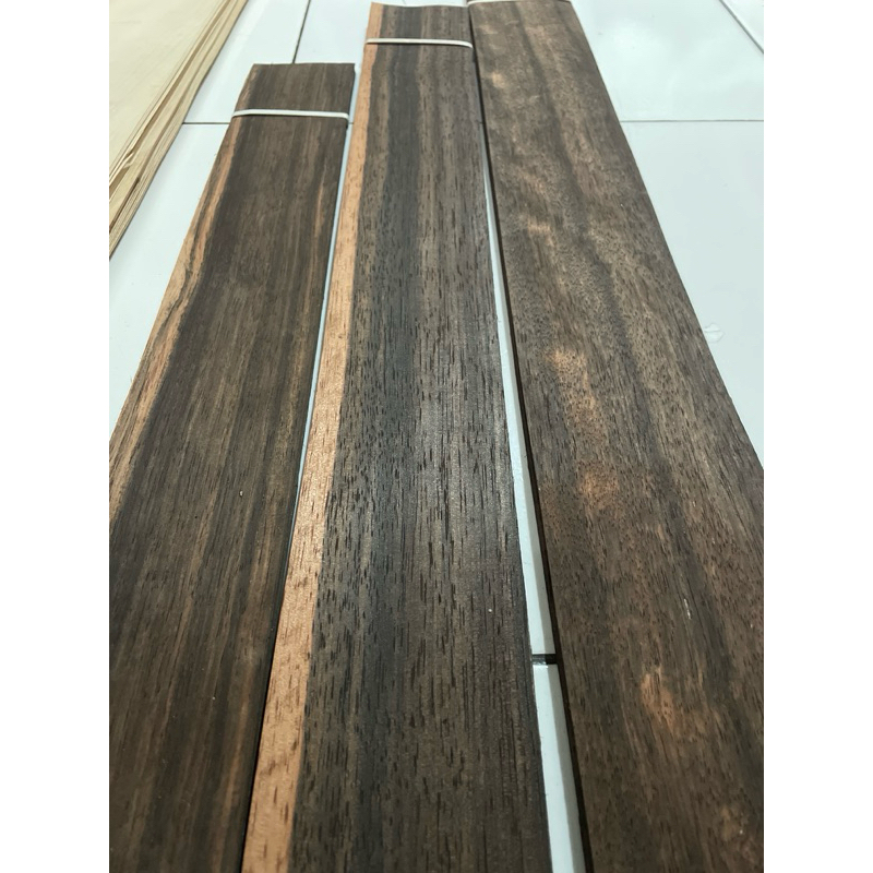 Veneer kayu Eboni /amara