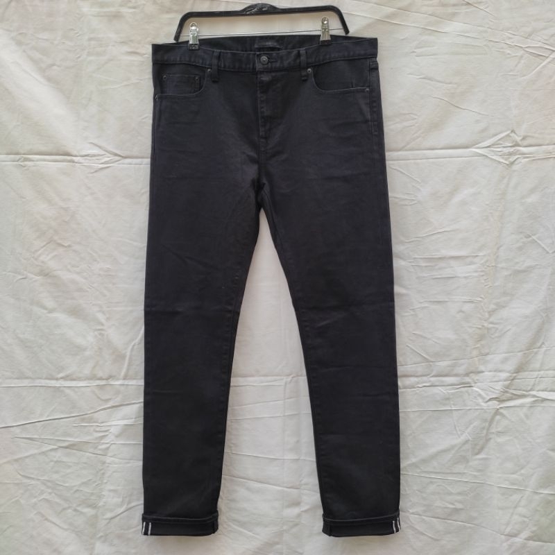 UNIQLO JEANS SELVEDGE BLACK