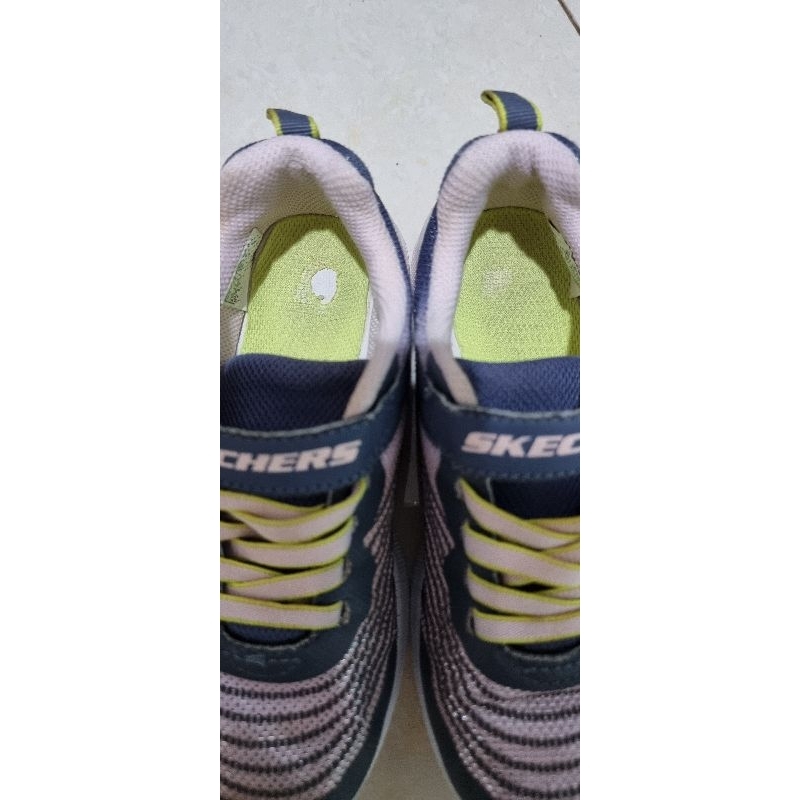 Preloved - Skechers Kids