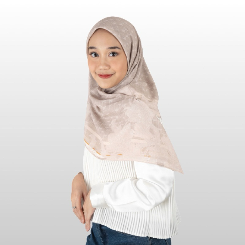 scarf kamiidea monogram signature