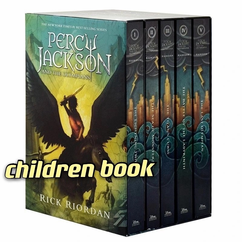 Percy Jackson box set . 5 books .