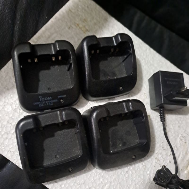 Desktop charger icom idas loreng mangkok casan icom BC-160 normal kondisi bekas